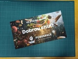 Vyroba matné samolepky v Brně