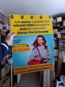 Tisk a laminace reklamního plakátu A2 pro prodejnu