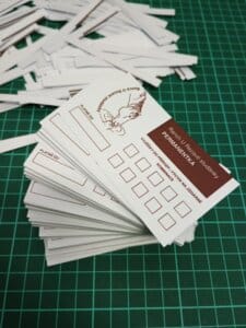 Tisk permanentek velikosti vizitky